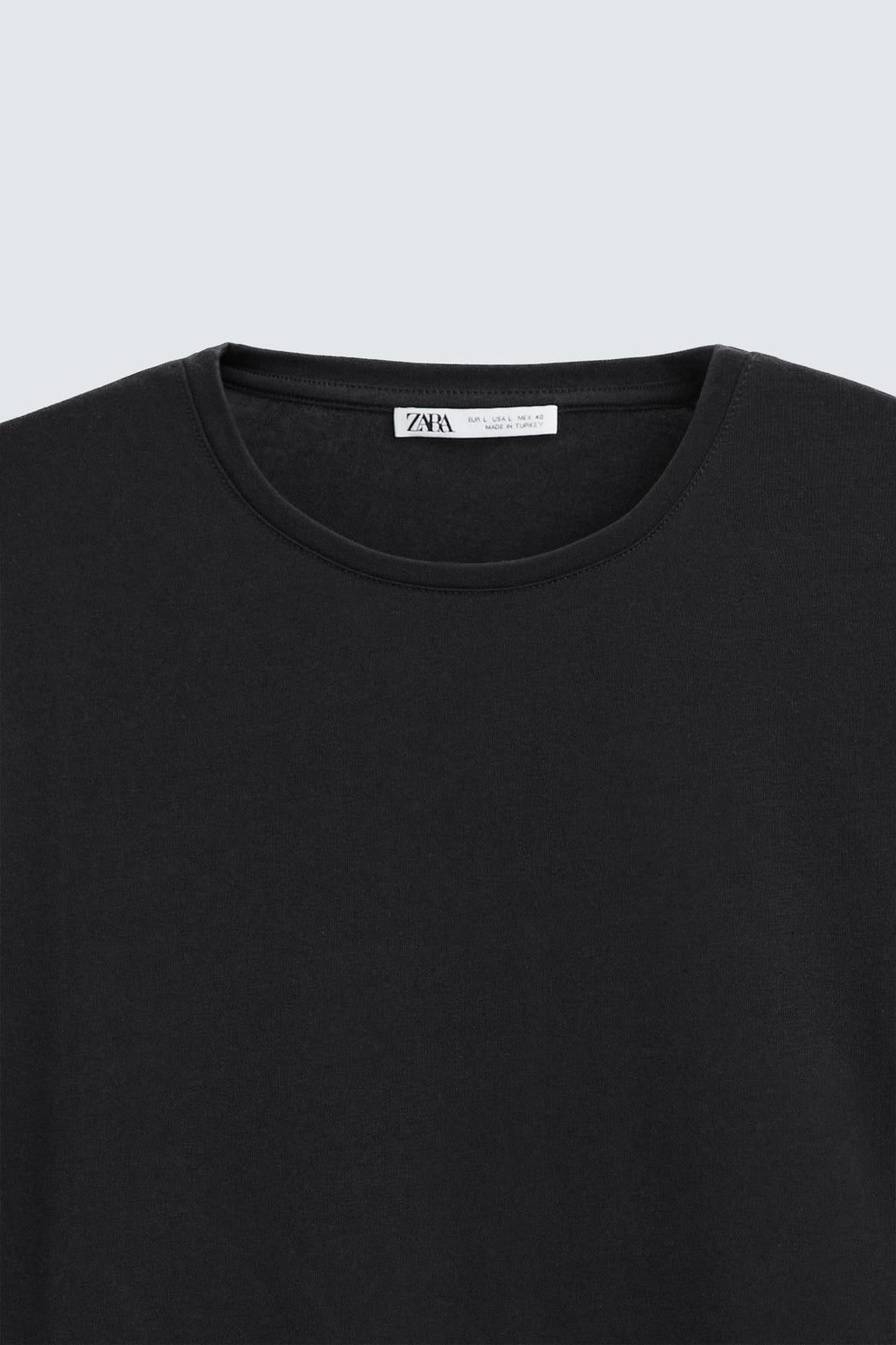 CAMISETA SLIM FIT BÁSICA ZARA