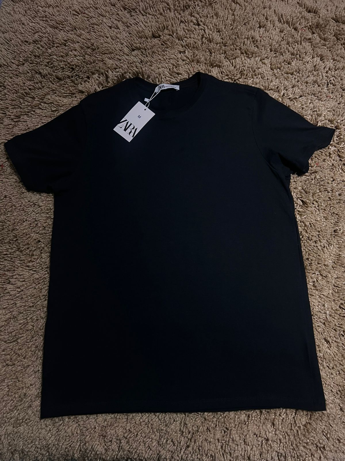 CAMISETA SLIM FIT BÁSICA ZARA